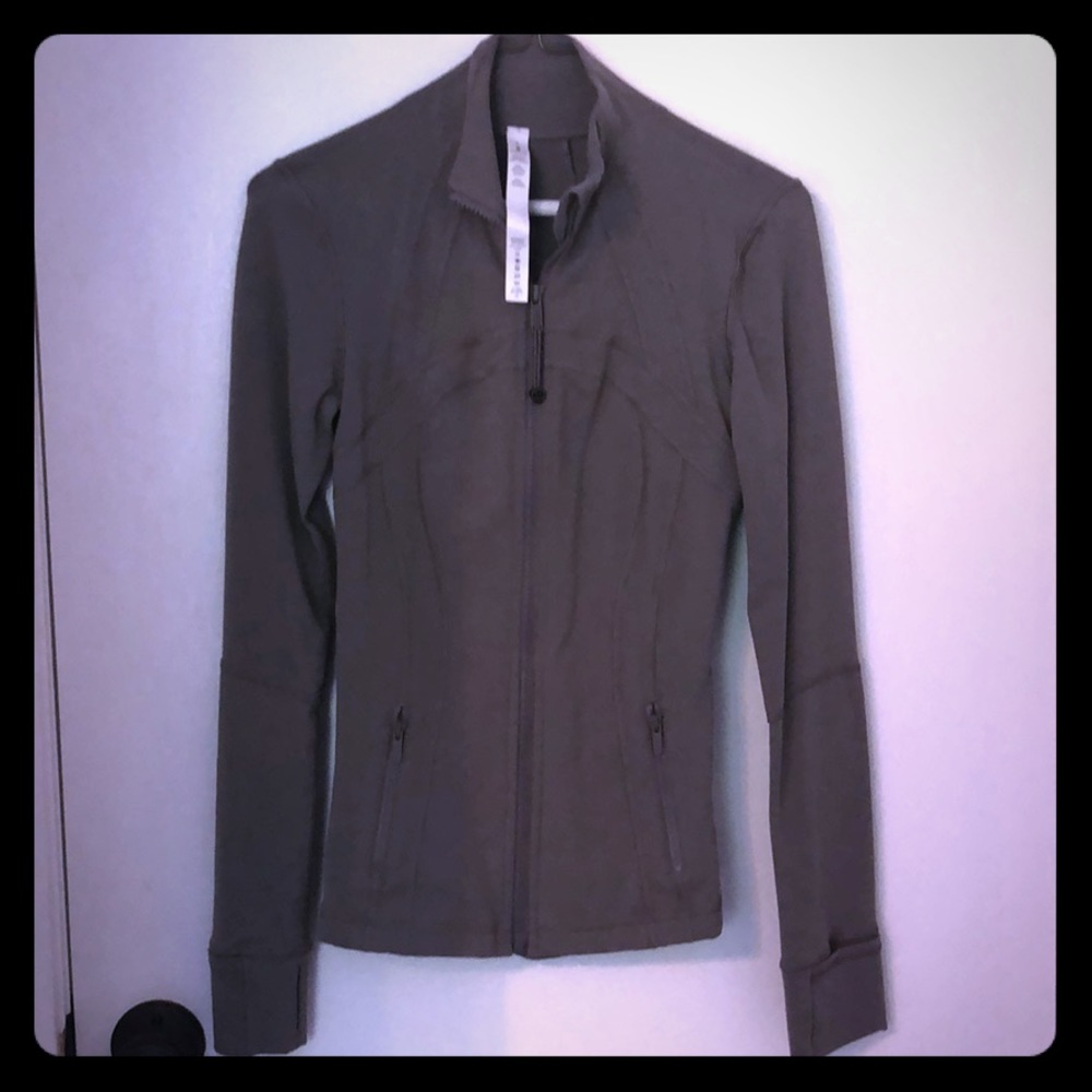 Define jacket size 4 color-lunar rock